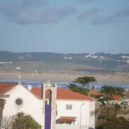 Mfb House * Peniche