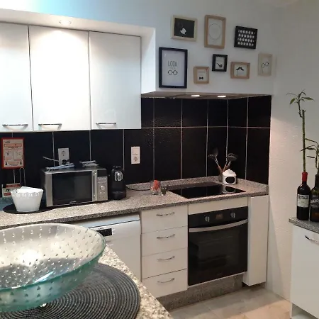 Mfb House Peniche